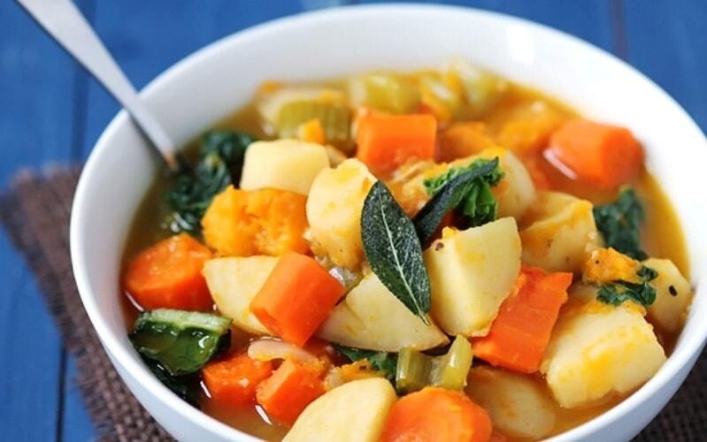 Vegetable stew - a simple and healthy dish on the menu of a pancreatitis patient